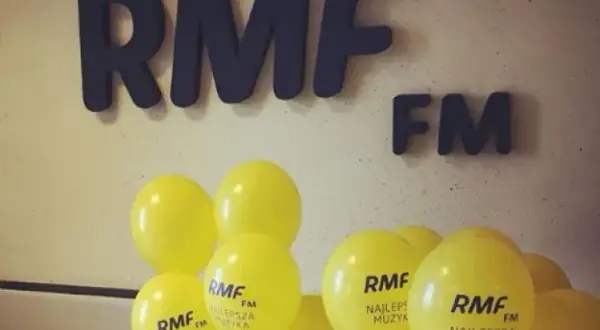 Jak złożyć życzenia przez radio rmf fm - sprawdź skuteczne metody