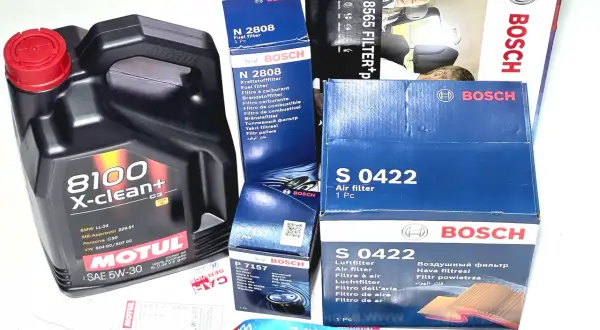 Motul 8100 X-Clean+ 5W30 5L - idealny olej do nowoczesnych silników