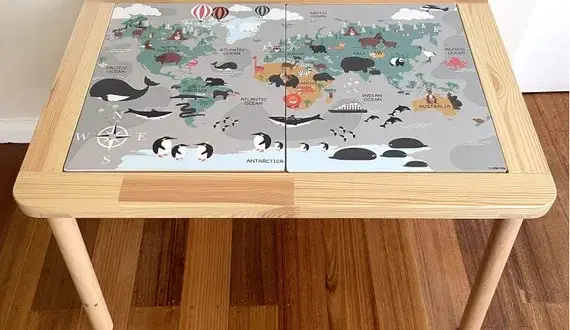 Stolik sensoryczny IKEA FLISAT: Inspiracje, Hacki i Zabawy dla Dzieci