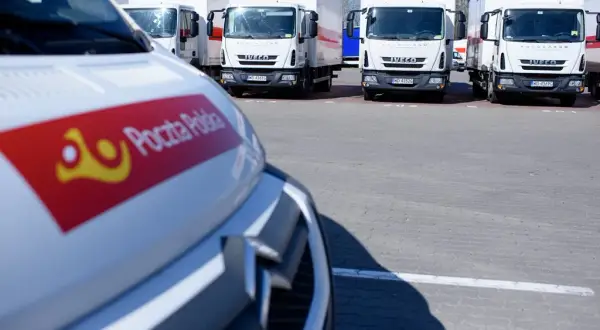 Czy kurier Poczty Polskiej dostarcza w soboty? Sprawdź warunki!