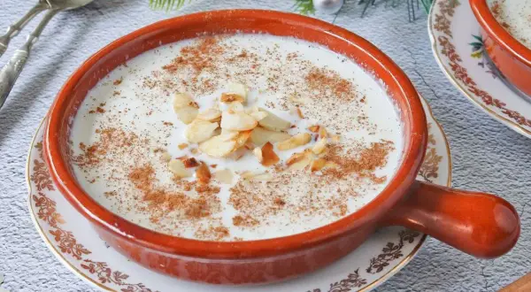 Sopa de almendras andaluza: Receta auténtica y éxito garantizado