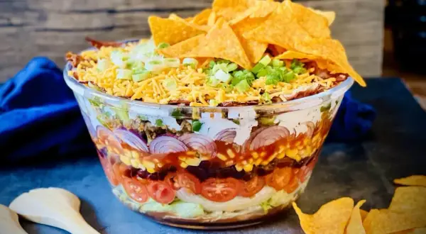 Tacosalat Rezept: Einfach, lecker & perfekt für Partys