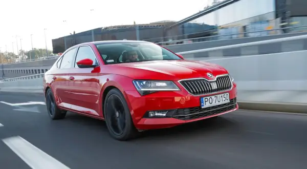Skoda Superb jaki silnik - porównanie opcji i ich osiągi