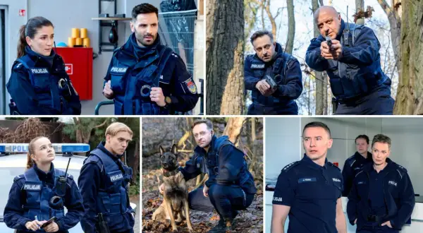 Policjantki i policjanci obsada w akcji. W lesie, w radiowozie i w budynku. Wszyscy w mundurach, gotowi do służby.