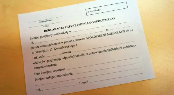 Ile kosztuje członkostwo w spółdzielni mieszkaniowej? Sprawdź ukryte koszty