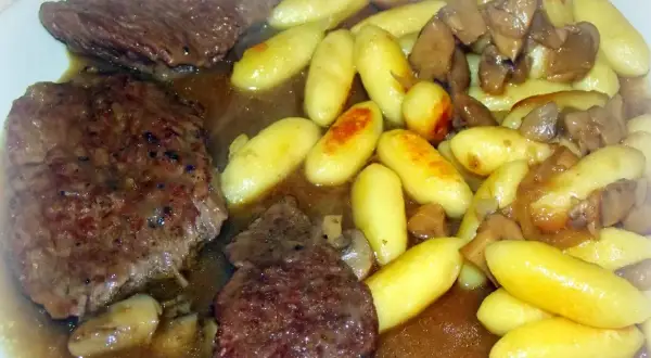 Jak zrobić miękką wołowinę - sprawdzone metody na delikatne mięso