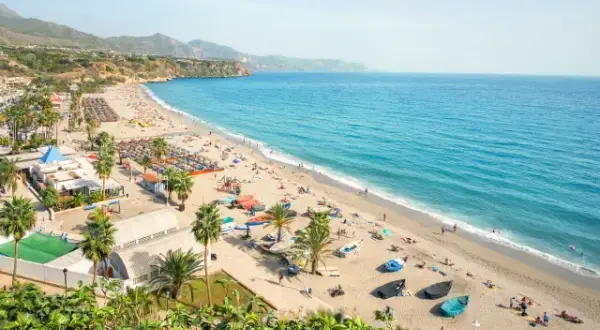 Málaga: Die besten Seebäder für Ihren Traumurlaub finden