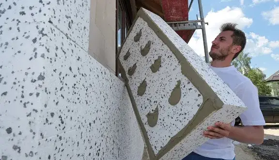 Czy styropian 25 cm to opłacalna inwestycja w oszczędności?
