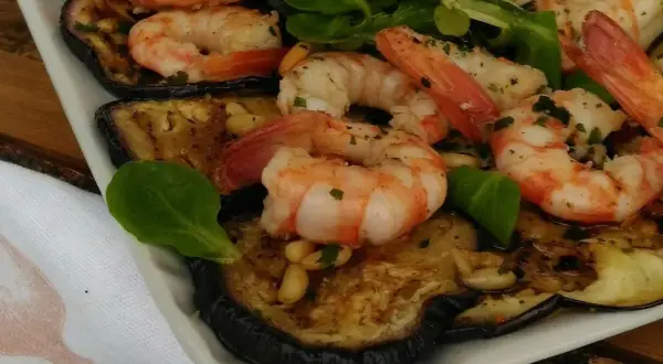 Gamberi e Melanzane: Ricetta Secondo Piatto Facile e Gustoso