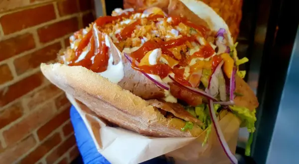 Głodny w Zielonej Górze? Super Kebab & Grill: Menu, dostawa XXL