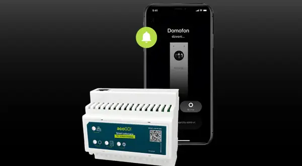 Domofon na smartfonie i moduł do inteligentnego domu.