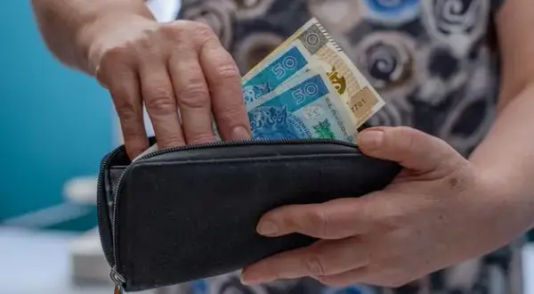 Ile trzeba mieć lat pracy do emerytury? Oto kluczowe informacje
