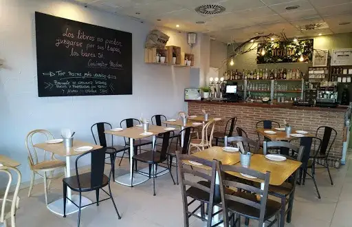 Tres 14 Tapas Torremolinos: ¿Por qué todos hablan de sus tapas?