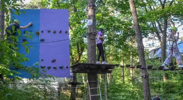 Park Linowy Łomianki: Przewodnik dla rodzin trasy, ceny, bezpieczeństwo