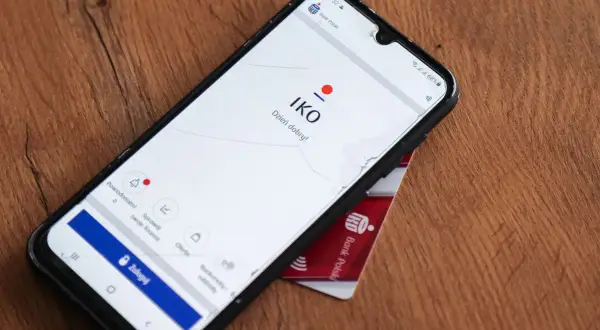Telefon z aplikacją IKO Banku Polskiego. PKO blokady rozliczamy je do 7 dni.