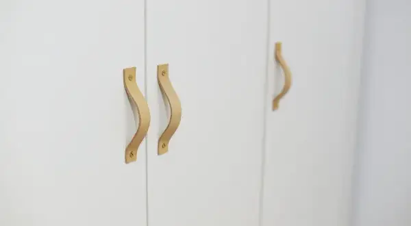 Uchwyty DIY: Stwórz unikalne do szafek i oszczędź do 70%!
