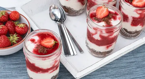 Erdbeer-Desserts: Schnelle Rezepte, Klassiker im Glas & mehr