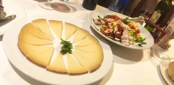 La Casa de las Pulgas: Deliciosas tapas y la especialidad secreta