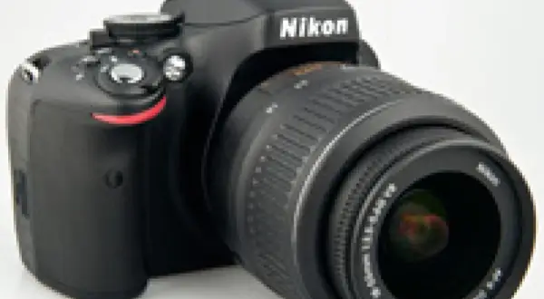 Nikon D5100: Czy warto kupić dziś? Recenzja dla początkujących