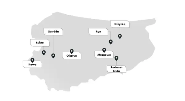 Mapa z zaznaczonymi miastami na Warmii i Mazurach: Ostróda, Łukta, Iława, Olsztyn, Ryn, Giżycko, Mrągowo, Ruciane-Nida.