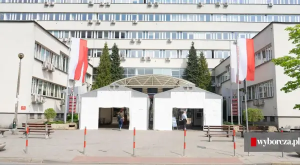 Sąd w Krakowie: Jak sprawdzić termin rozprawy krok po kroku?