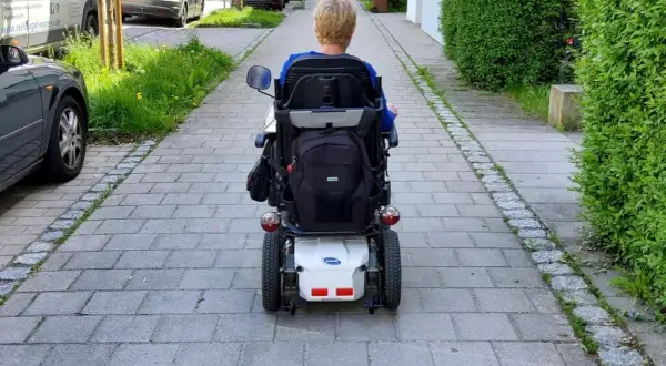 Czy po lekkim udarze można dostać rentę? Sprawdź wymagania i proces