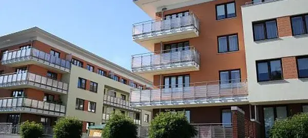Kołobrzeg: Pogoda, klimat i jod. Zaplanuj idealny pobyt!