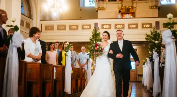 Ślub kościelny: Formalności krok po kroku uniknij stresu!