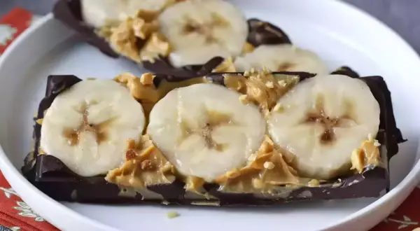 Chokladbitar med jordnötssmör och banan, ett enkelt och gott recept med banan.