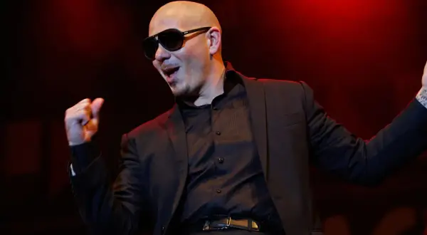Ile kosztuje bilet na koncert Pitbulla w Krakowie? Ceny i szczegóły