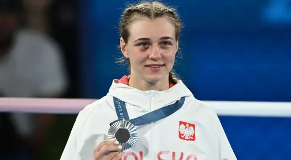 Julia Szeremeta - młoda bokserka z sukcesami, która zdobywa świat sportu
