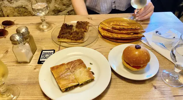 Najlepsze miejsca, gdzie zjeść w Nicei - odkryj lokalne smaki