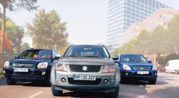 Suzuki Grand Vitara czy Honda CR-V - który SUV jest lepszy w 2023?