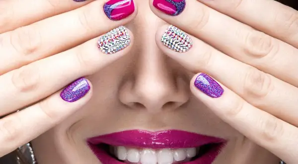Czy manicure hybrydowy jest bezpieczny w ciąży? Sprawdź ryzyko!