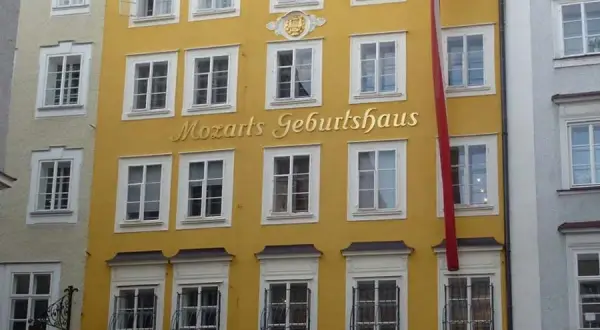 Gdzie urodził się Mozart? Fascynująca historia z Salzburga, która zaskakuje
