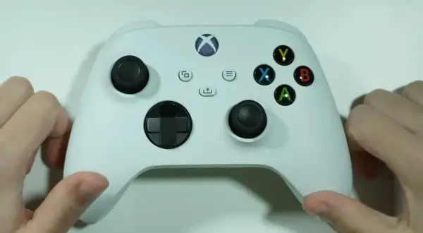 Jak zresetować pada Xbox One i naprawić problemy z połączeniem