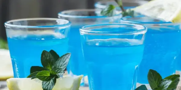 Jak zrobić niebieskiego drinka - prosty przepis na efektowny koktajl