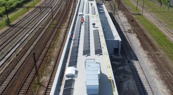 Fotowoltaika dla dużych przedsiębiorstw: dotacje, opacalność, korzyści