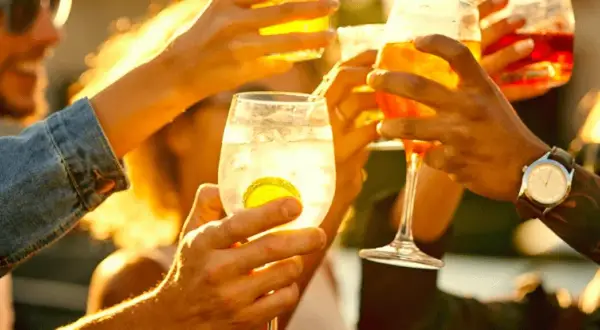 Alkohol przy cukrzycy - poznaj zasady bezpiecznego spożywania napojów