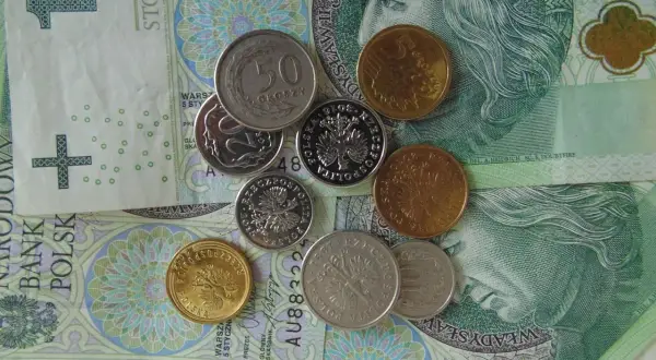 14. emerytura: Kto może otrzymać dodatkowe świadczenie i na jakich zasadach?