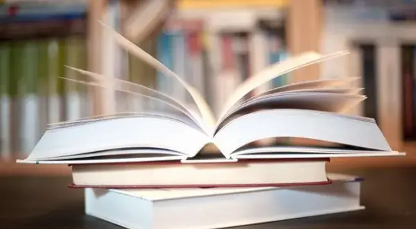 Co to teza w rozprawce? Klucz do skutecznego pisania argumentacyjnego