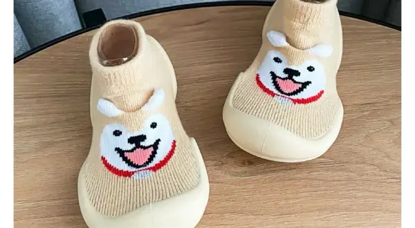 Kiedy kupić dziecku buty do chodzenia, aby nie popełnić błędu?
