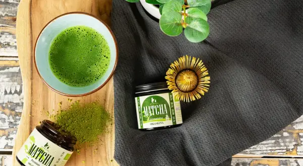 Czy matcha jest zdrowa? Odkryj korzyści i potencjalne zagrożenia