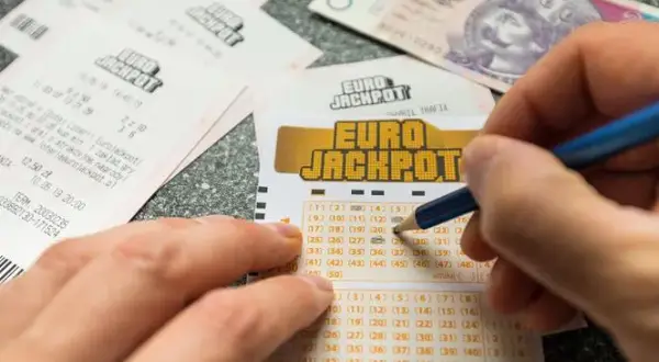 Ile naprawdę można wygrać w Eurojackpot za 3 trafione liczby?