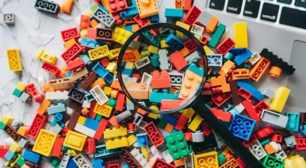 Klocki LEGO na sztuki – gdzie kupić pojedyńcze elementy?