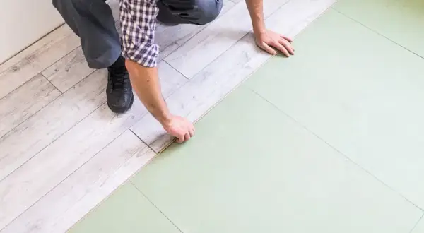 Jaka izolacja pod ogrzewanie podłogowe? Oto najlepsze materiały i porady