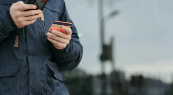 Mobile tools dla użytkowników - funkcje, które realnie ułatwiają korzystanie z serwisów rozrywki online