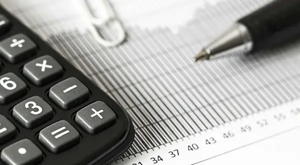Zarządzanie ryzykiem finansowym – czego inwestor może nauczyć się od gracza pokerowego