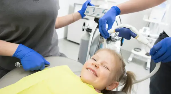 Najczęstsze problemy stomatologiczne i jak je skutecznie leczyć?