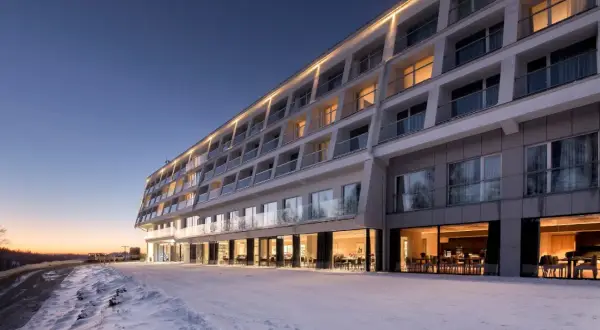 Luksusowy hotel w górach dla dorosłych – odkryj najwyższy standard Hotelu HARNAŚ